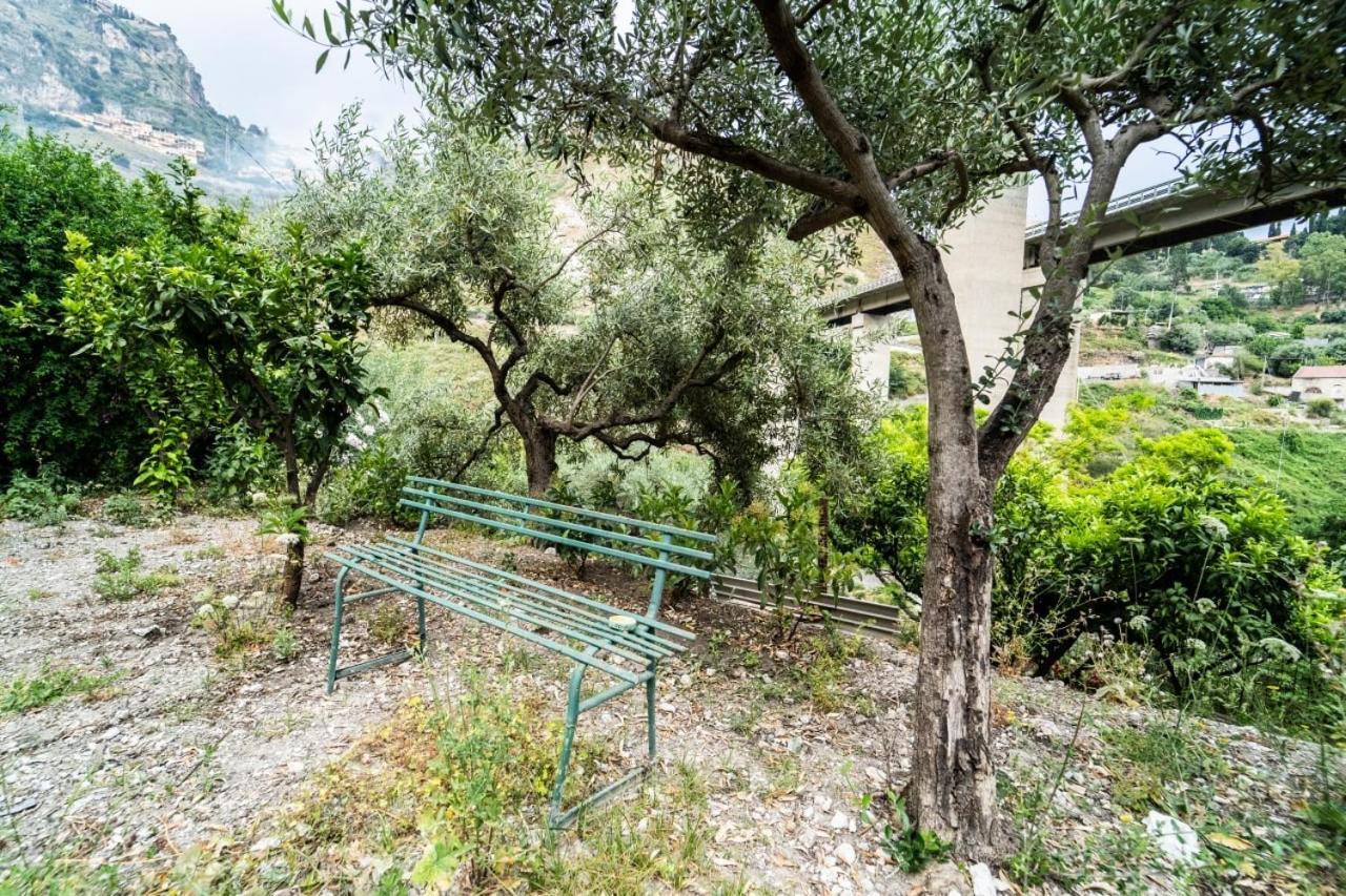 Villetta La Pietra ตาออร์มินา ภายนอก รูปภาพ